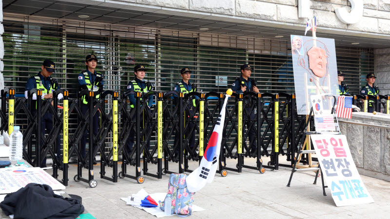 [포토]봉쇄된 잠실 개표소