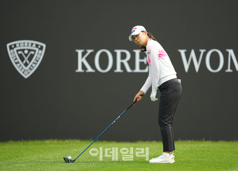 [포토]김가희,타기 보며 선다