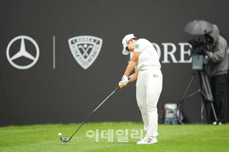 [포토]신지애,깔끔하고 완벽한 임팩트
