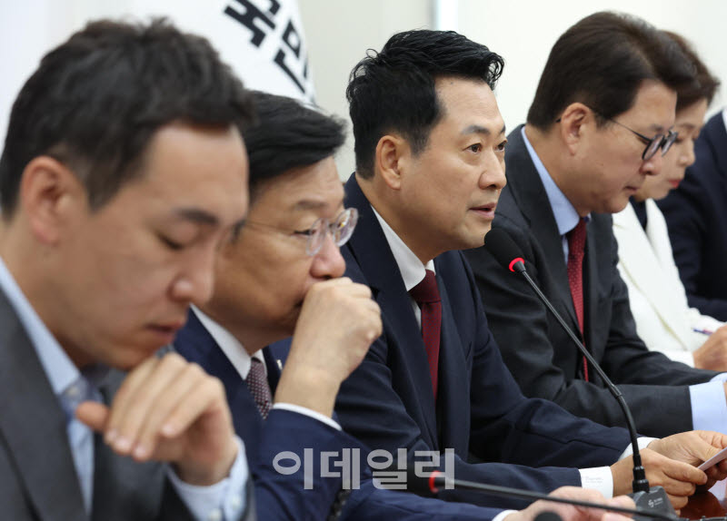 [포토]모두발언하는 장동혁 대표