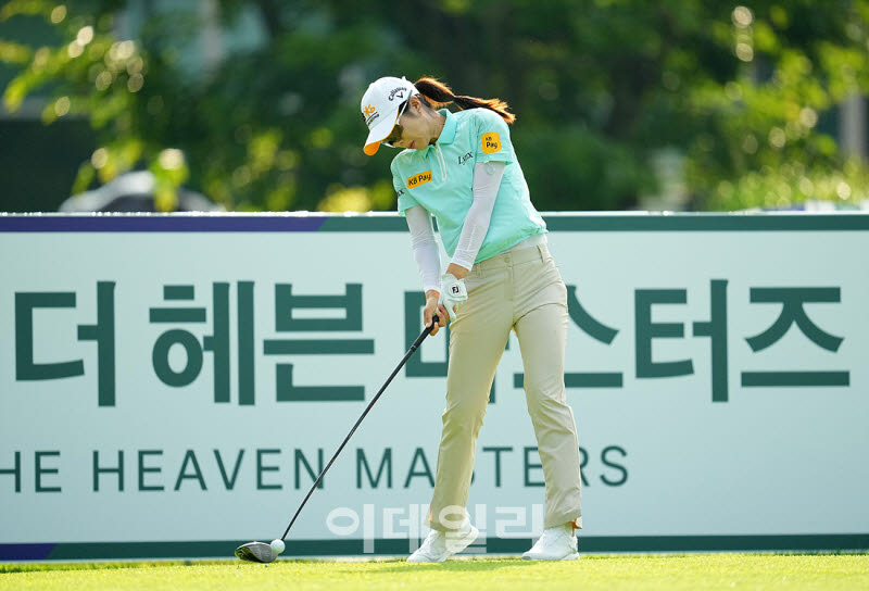 [포토]안송이,노련한 첫 티샷 임팩트