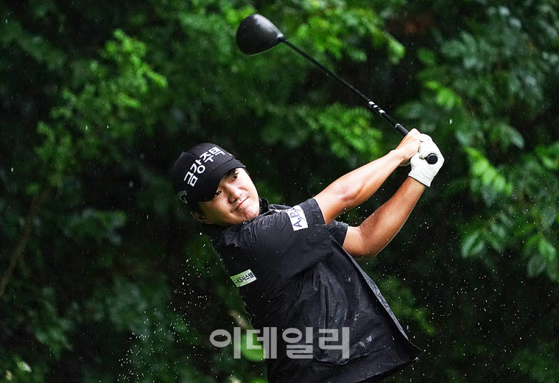 [포토] 옥태훈, 강력한 샷으로