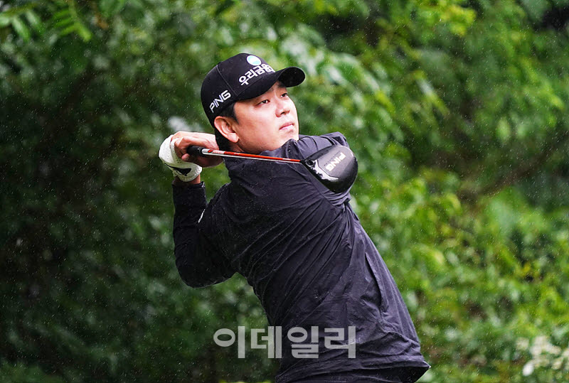 [포토] 이정환, 호쾌한 샷으로 날린다