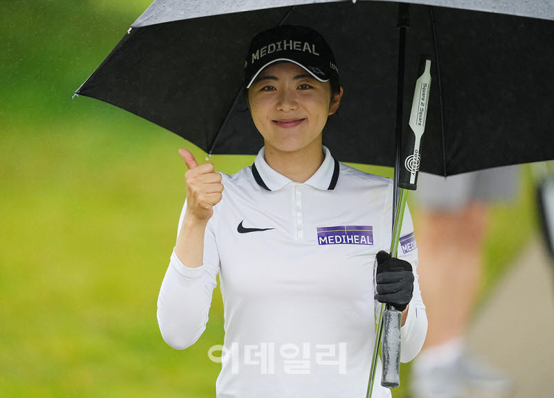 [포토]손예빈,최고 성적 향해 엄지척