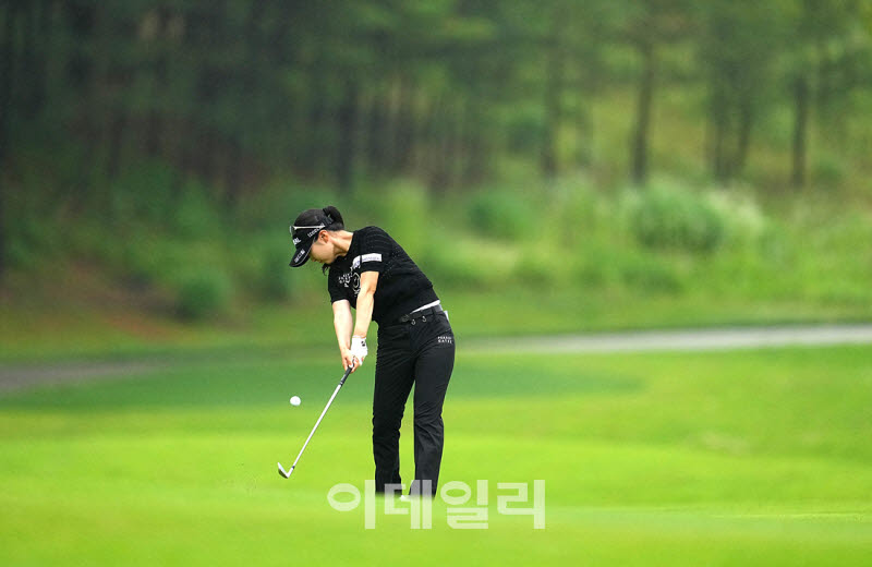 [포토]이예원,핀을 향한 임팩트