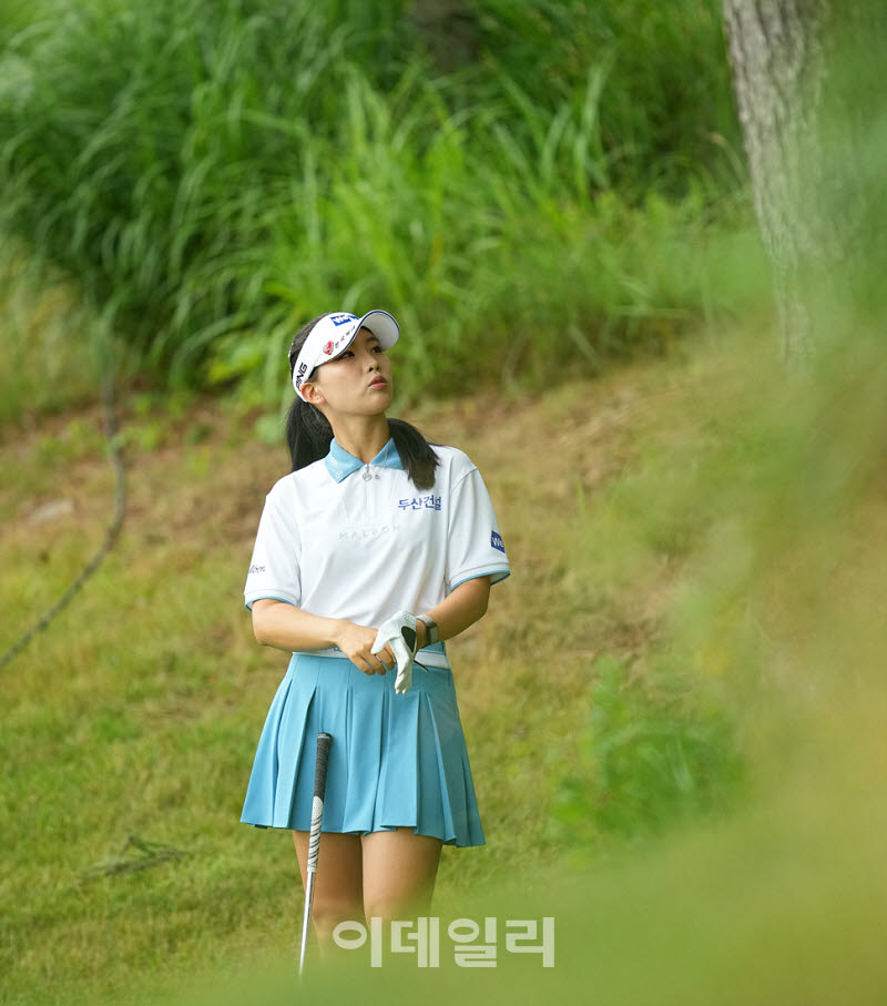 [포토]이율린,나무가 걸린다