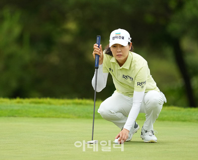 [포토]이정민,버디 노리는 시선