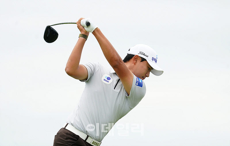 [포토] 조우영, 호쾌한 드라이버샷