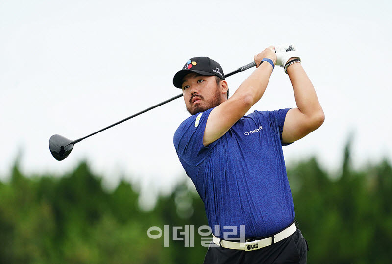[포토] 정찬민, 장타 본능으로 파워샷