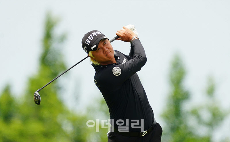 [포토] 허인회, 호쾌한 샷으로 투온 시도