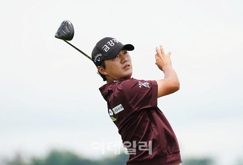 [포토] 옥태훈, 티샷이 흔들린다
