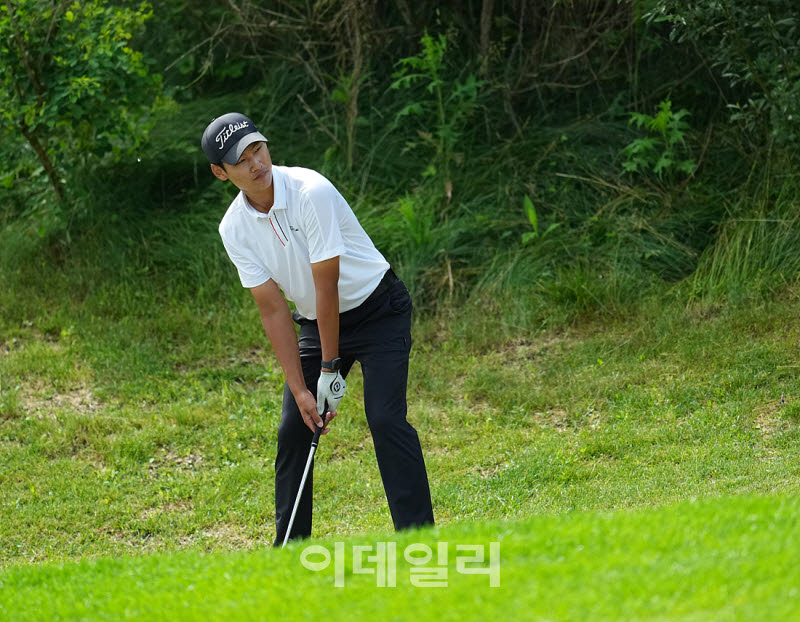 [포토]강동훈,핀을 노린다
