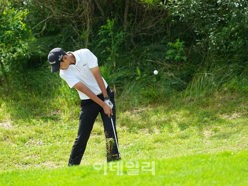 [포토]강동훈,정교한 임팩트