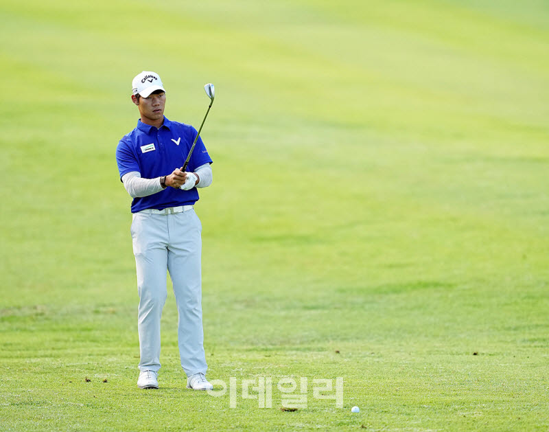 [포토]박재현,첫 홀 버디 정조준