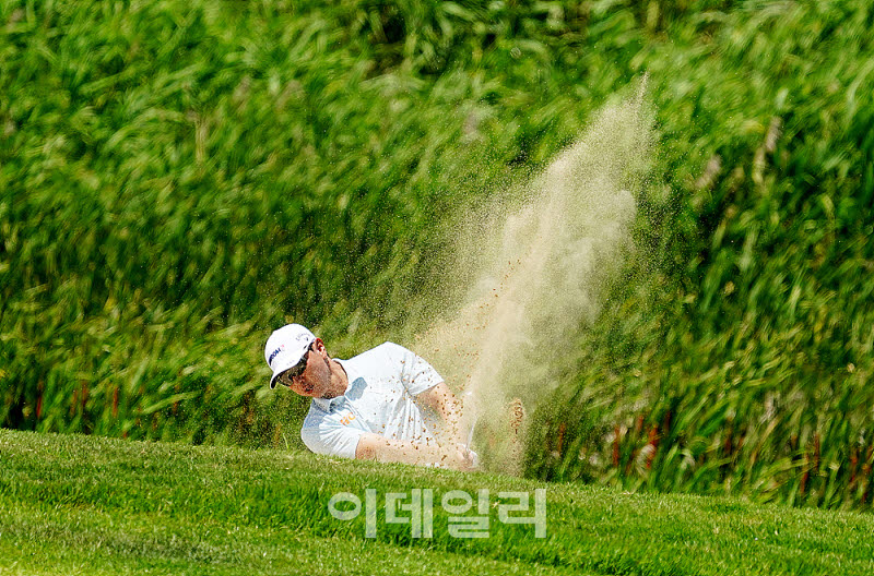 [포토] 배상문, 가볍게 빠져 나오는 벙커
