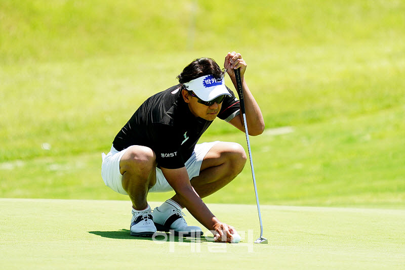 [포토] 박상현, 신중하게