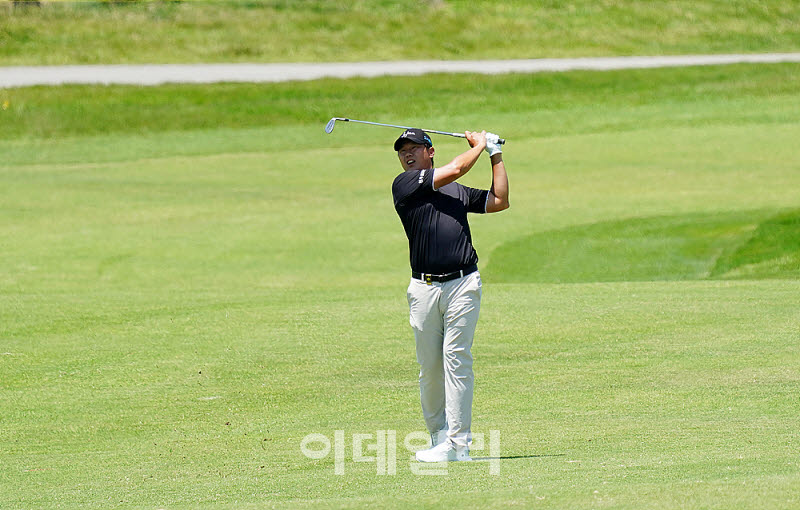 [포토] 이상희, 짧으면서 벙커에