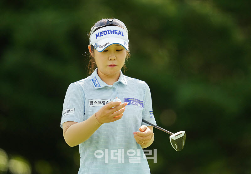 [포토]이소영,볼은 이상업는데