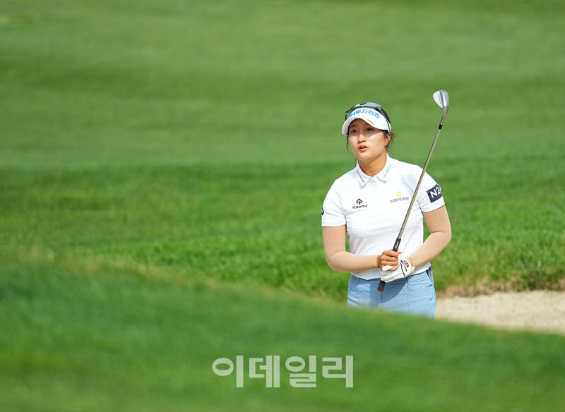 [포토]김시현,벙커샷을 준비한다