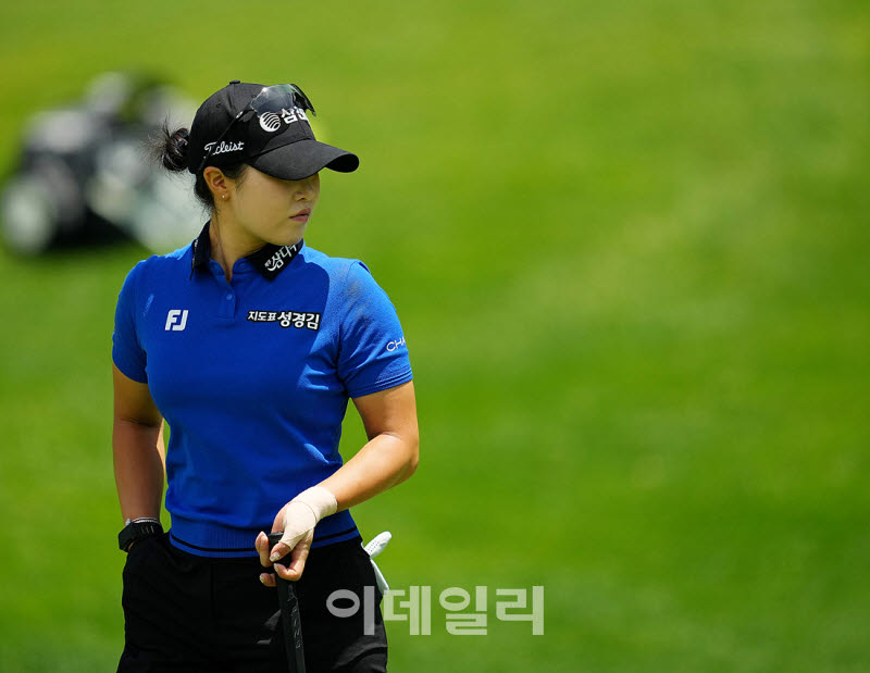 [포토]고지우,경사를 파악한다