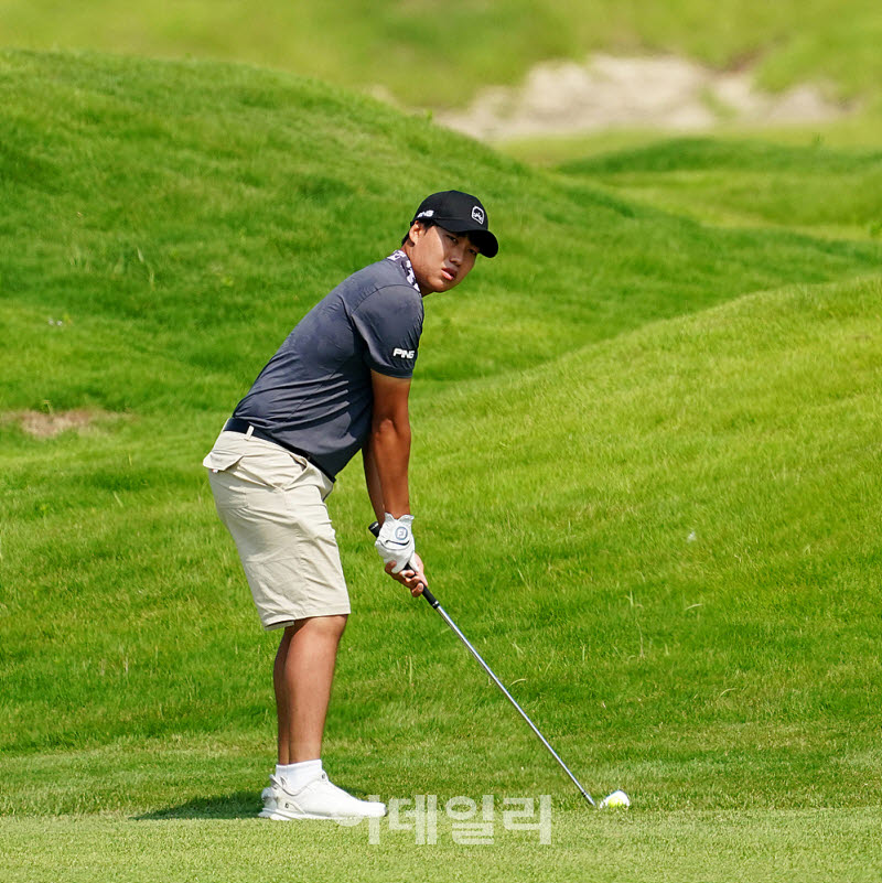 [포토] 이승찬, 왼손 골퍼의 어드레스