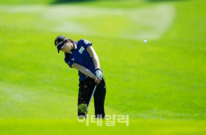[포토]이가영,임팩트는 확실하게