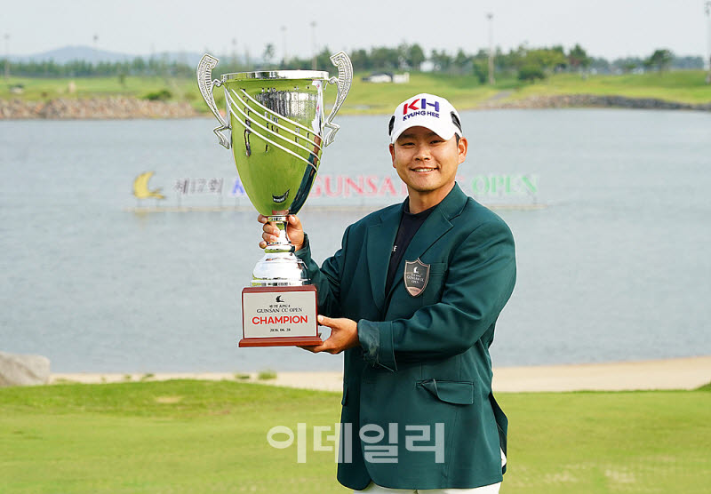 [포토] 정한밀, 데뷔 10년만의 쾌거