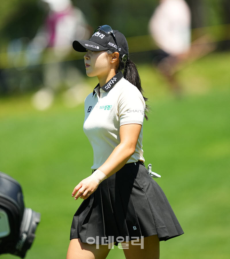 [포토]고지우,러프 탈출은 성공했는데