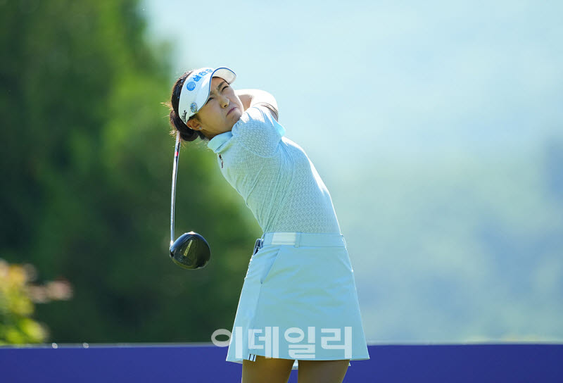 [포토]김민주,파워풀 첫 티샷