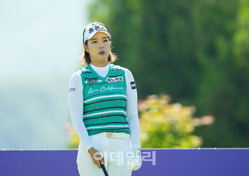 [포토]최민경,노련하게 시작하는 첫 홀