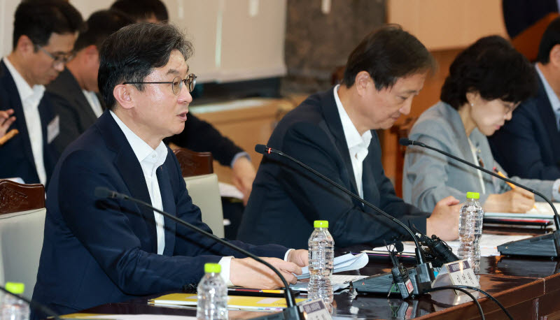 [포토]발언하는 이억원 금융위원장