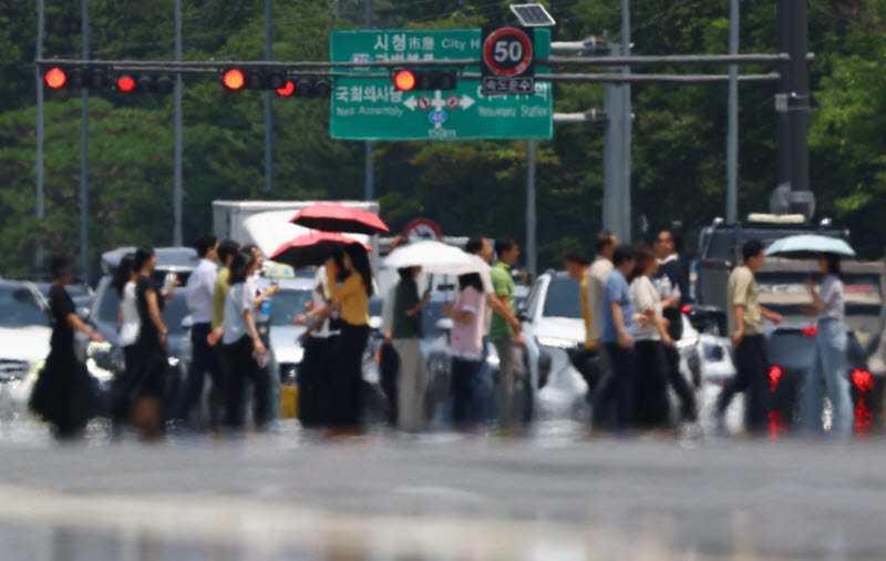 온열질환 10배 늘자…질병청, 첫 열사병 진료지침 배포
