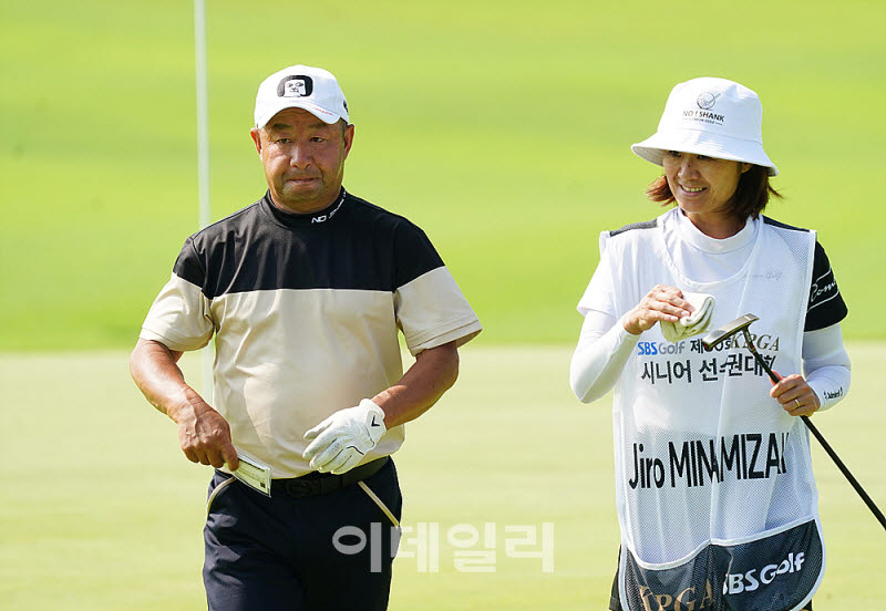 [포토] 홀아웃하는 미나미자키 지로