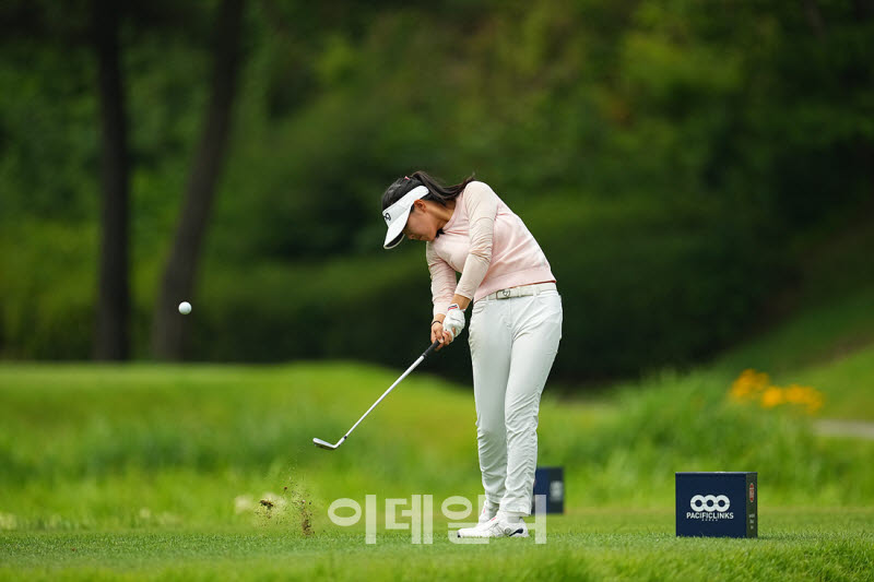 [포토]최은솔,홀인원 향한 파워 임팩트