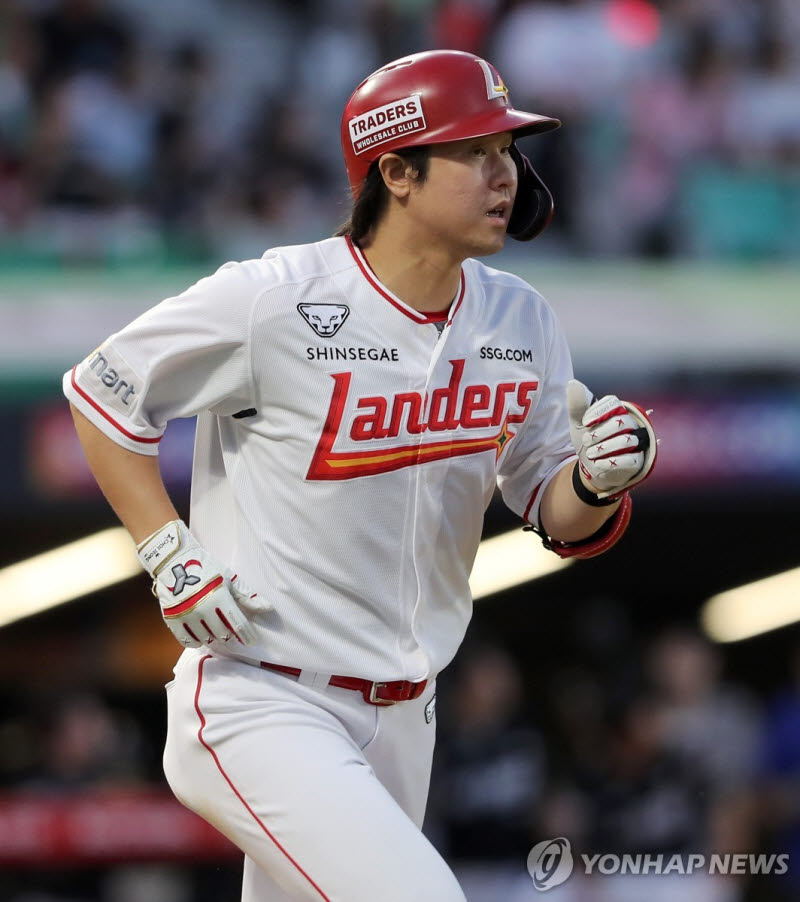 '기록의 사나이; 최정, KBO 최초 11시즌 연속 20홈런 ‘-2’