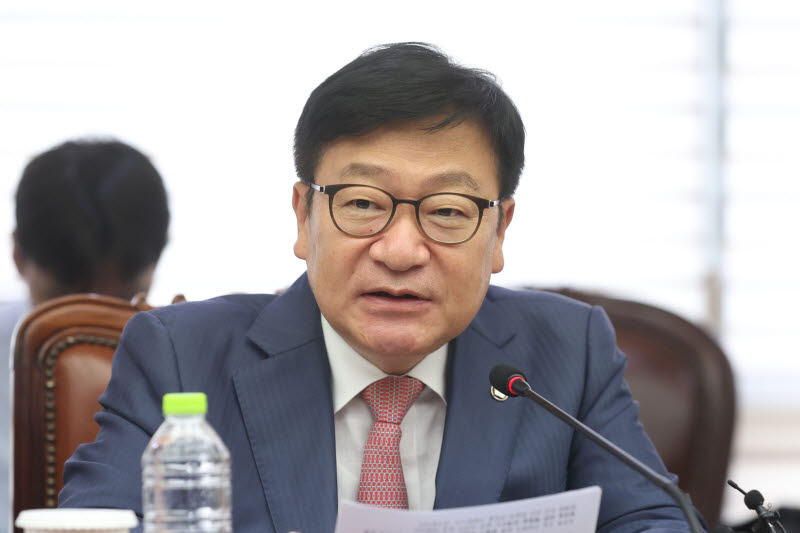 [포토]인사말하는 정점식 국민의힘 원내대표