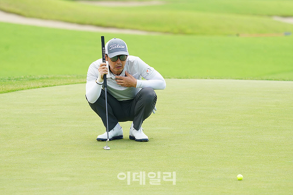 [포토] 박성필, 신중하게