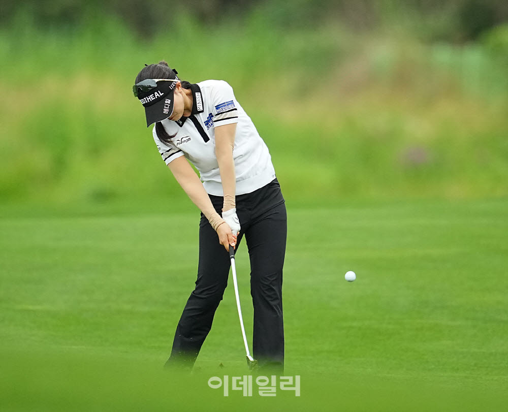 [포토]안지현,핀을 노린 임팩트