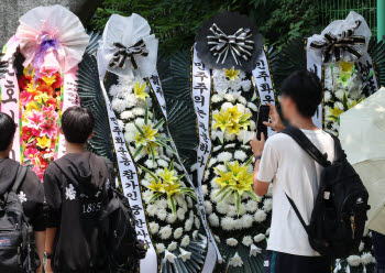 "'배재고 야구부 폐지' 비정상적"...李대통령 '일베' 발언까지 소환