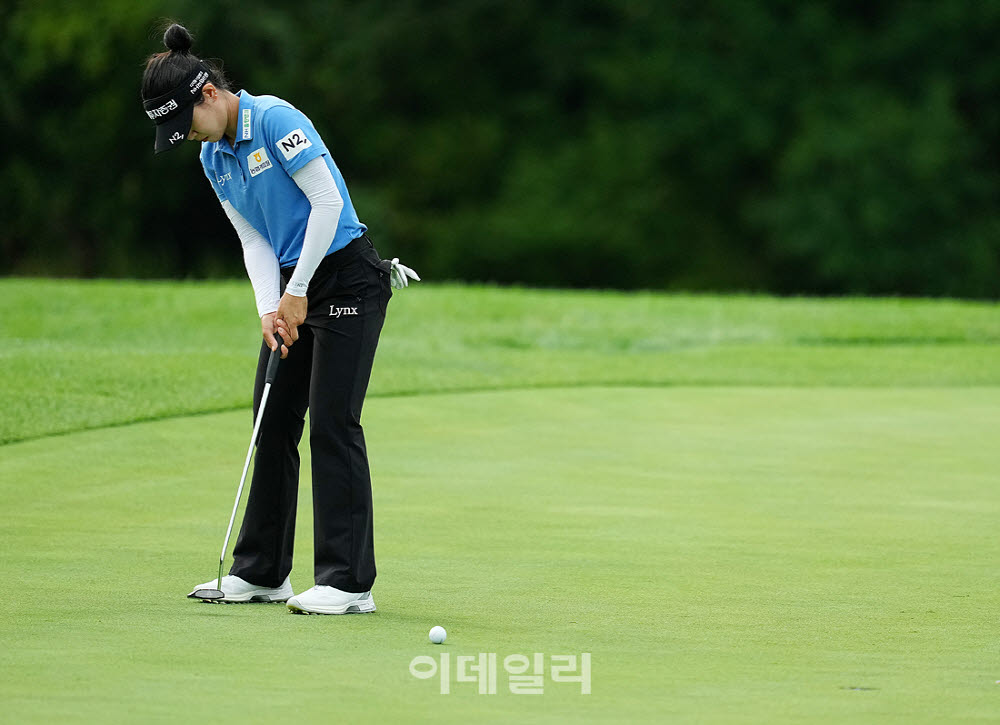 [포토]박민지,들어가라 버디 퍼트