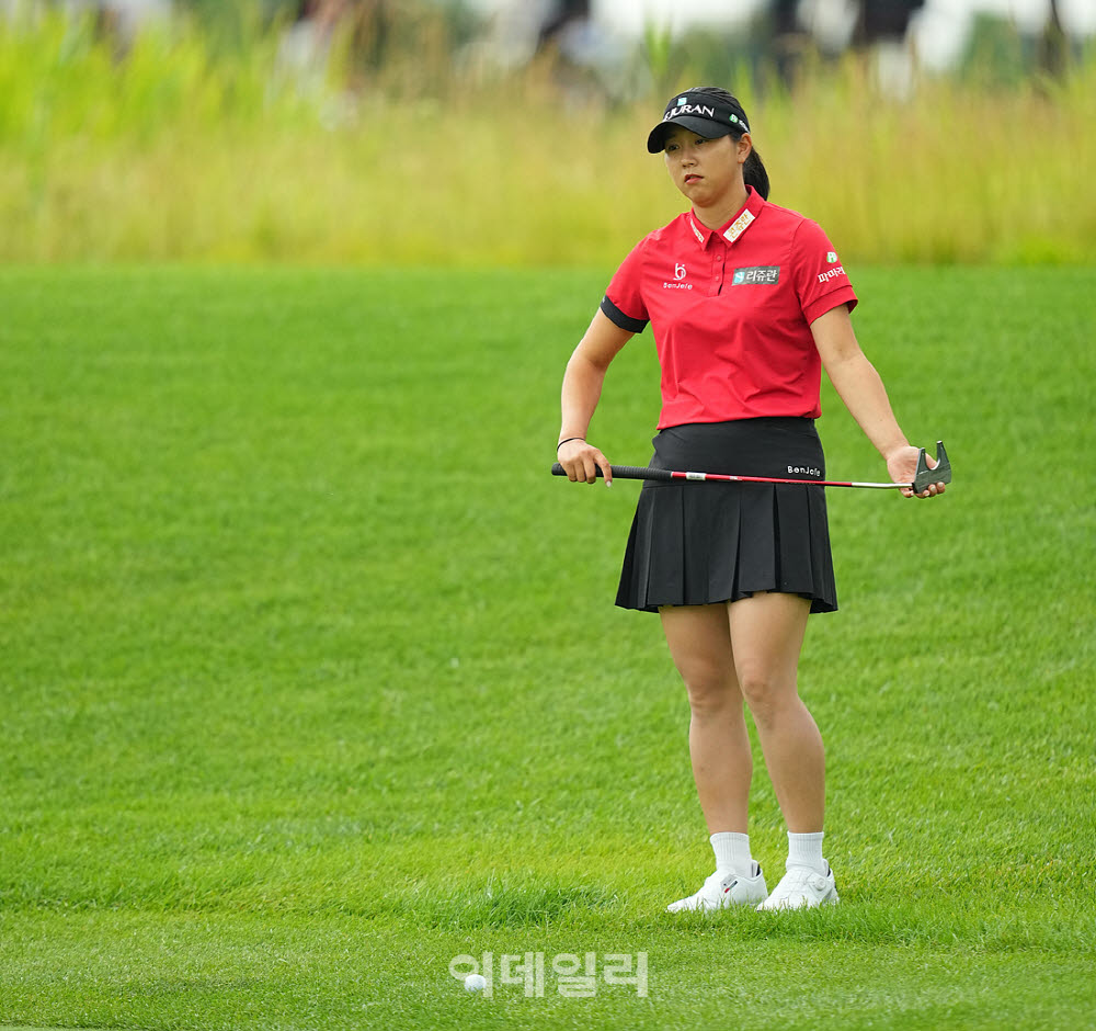 [포토]김하은,먼거리 버디를 노려본다