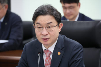전국 첫 '지역 밀착형' 서민금융 복합지원센터 부산 개소
