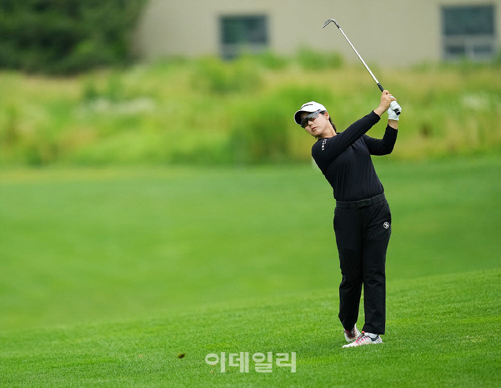 [포토]조정민,핀 앞에 붙어라