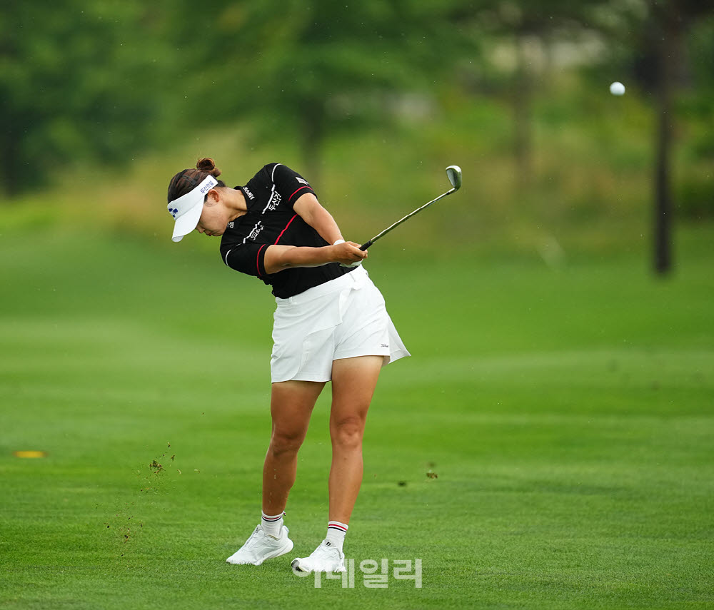 [포토]김민솔,정확하게 날린다