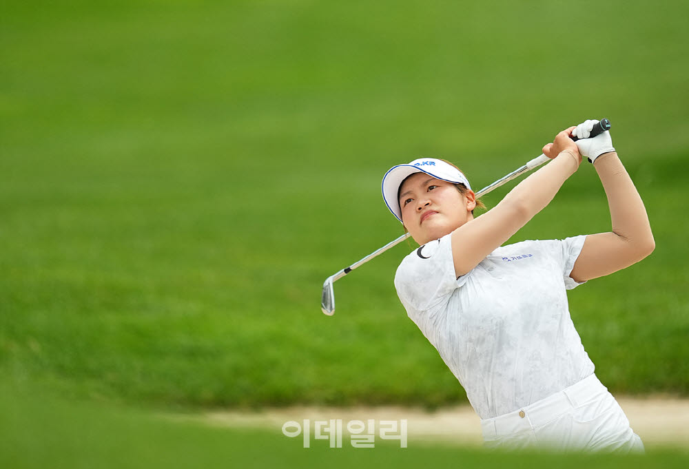 [포토]홍현지,핀으로 가라