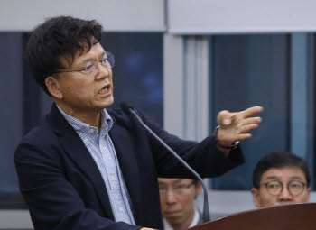 이병태 “배재고 처벌은 표현의 자유 침해…‘김일성 만세’도 허용해야”