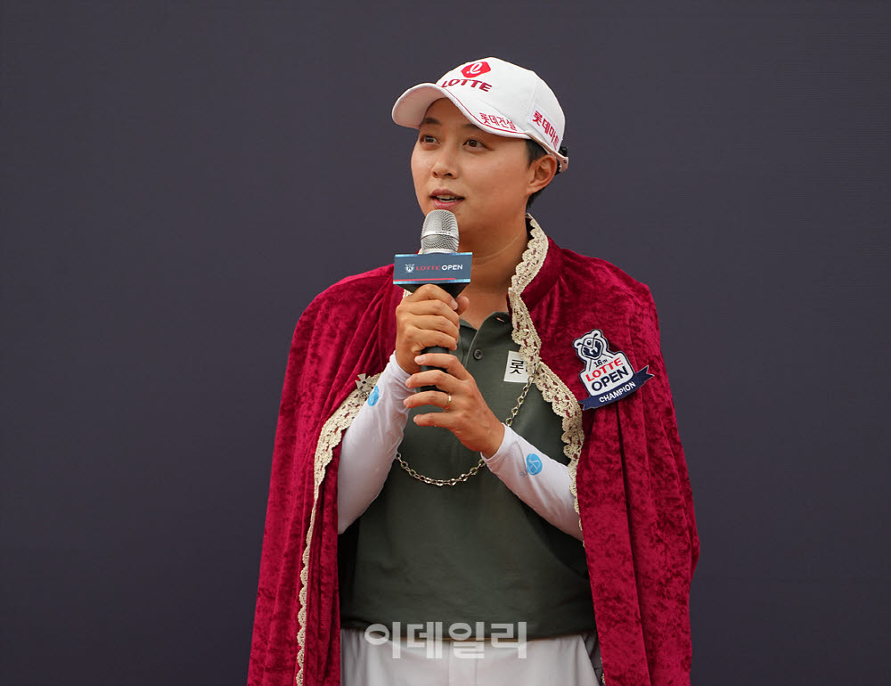 [포토]김효주,스폰서 대회 우승 기뻐요