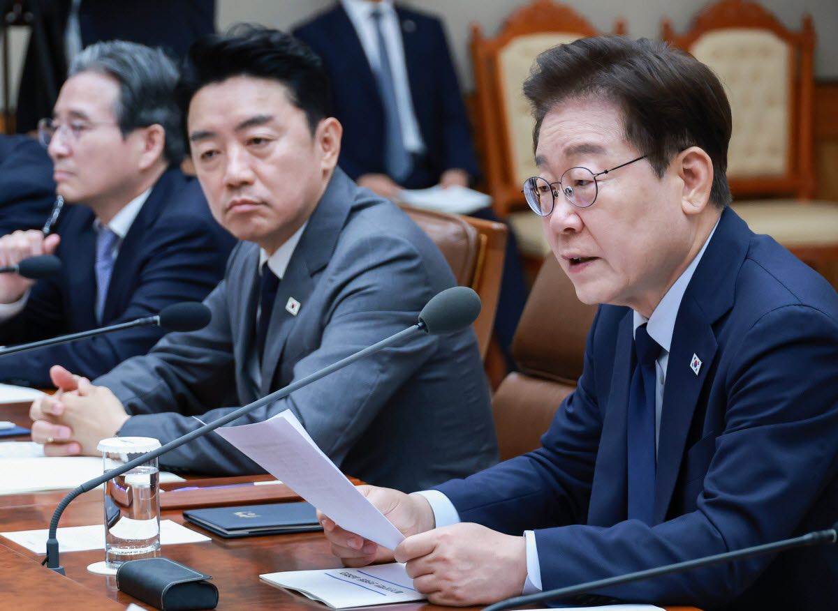 "李 대통령 살해하겠다"…경찰, 협박 게시글 작성자 추적