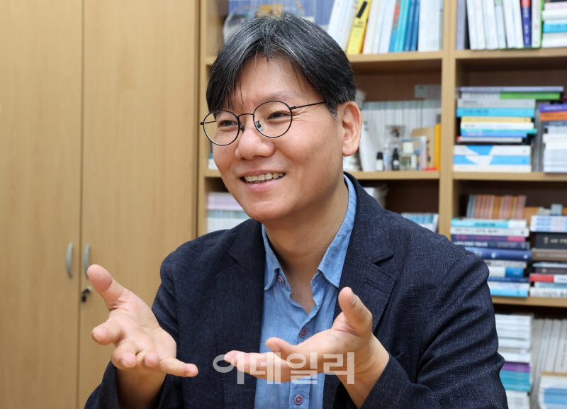 "정년 연장 논의에 '청년 일자리 확보 방안' 반드시 넣어야"[만났습니다②]