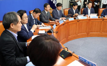 친청계, 당대표 선거 선호투표제 도입 공개반발…"명백한 당헌·당규 위반"